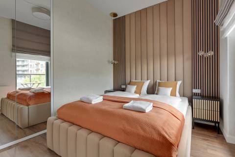 Blue Mandarin Riverside