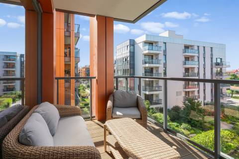 Blue Mandarin Riverside