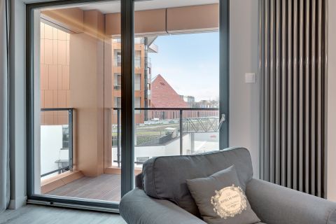 Blue Mandarin Riverside