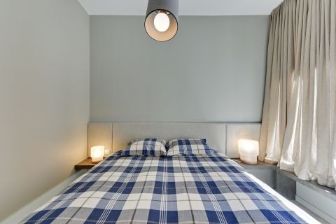 Blue Mandarin Riverside