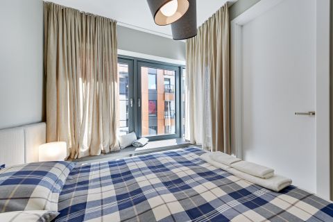 Blue Mandarin Riverside