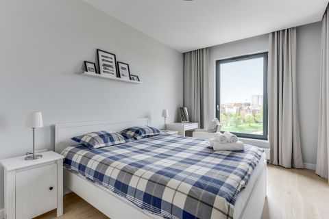 Blue Mandarin Riverside