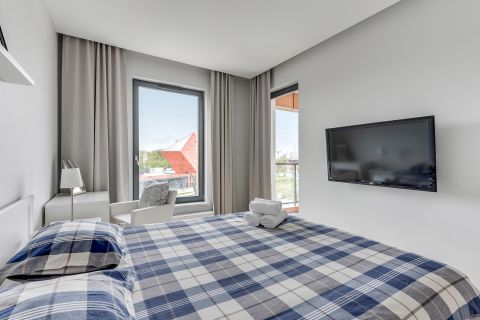 Blue Mandarin Riverside