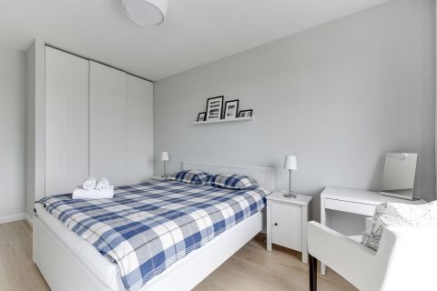 Blue Mandarin Riverside