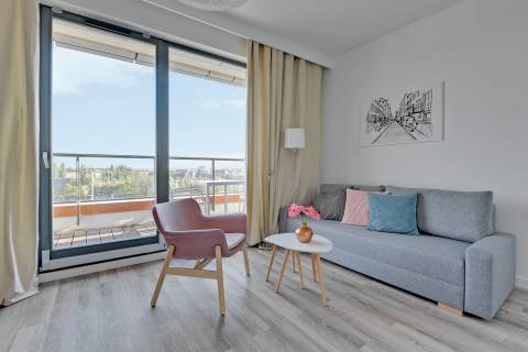 Blue Mandarin Riverside