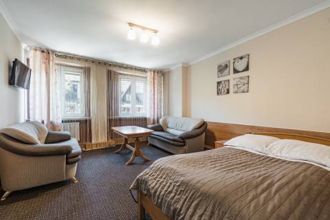 Krupówki 19-zarezerwuj On-line